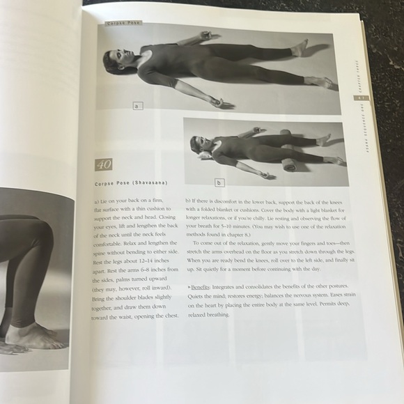 EUC Yoga Basics large paper back instruction book. - Picture 4 of 6